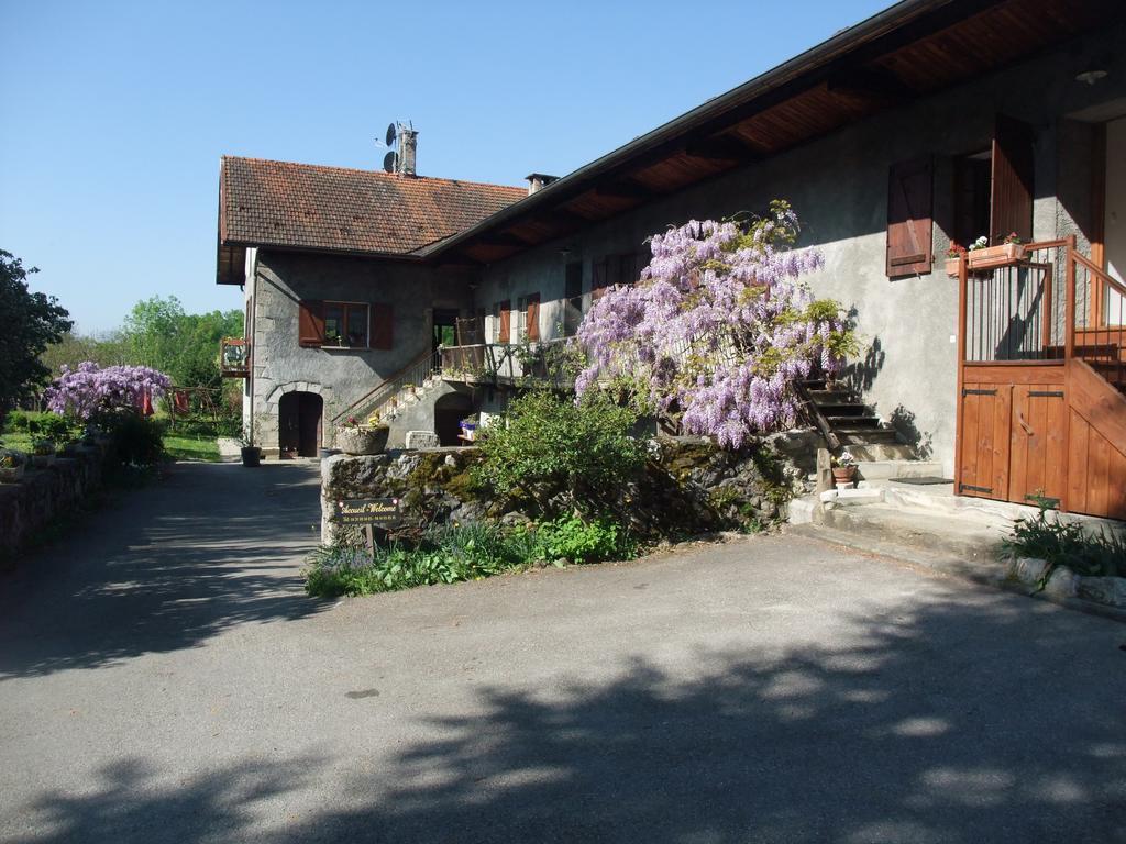 Le Domaine Du Grand Cellier Chambres D'Hotes En Savoie Tournon Exterior photo